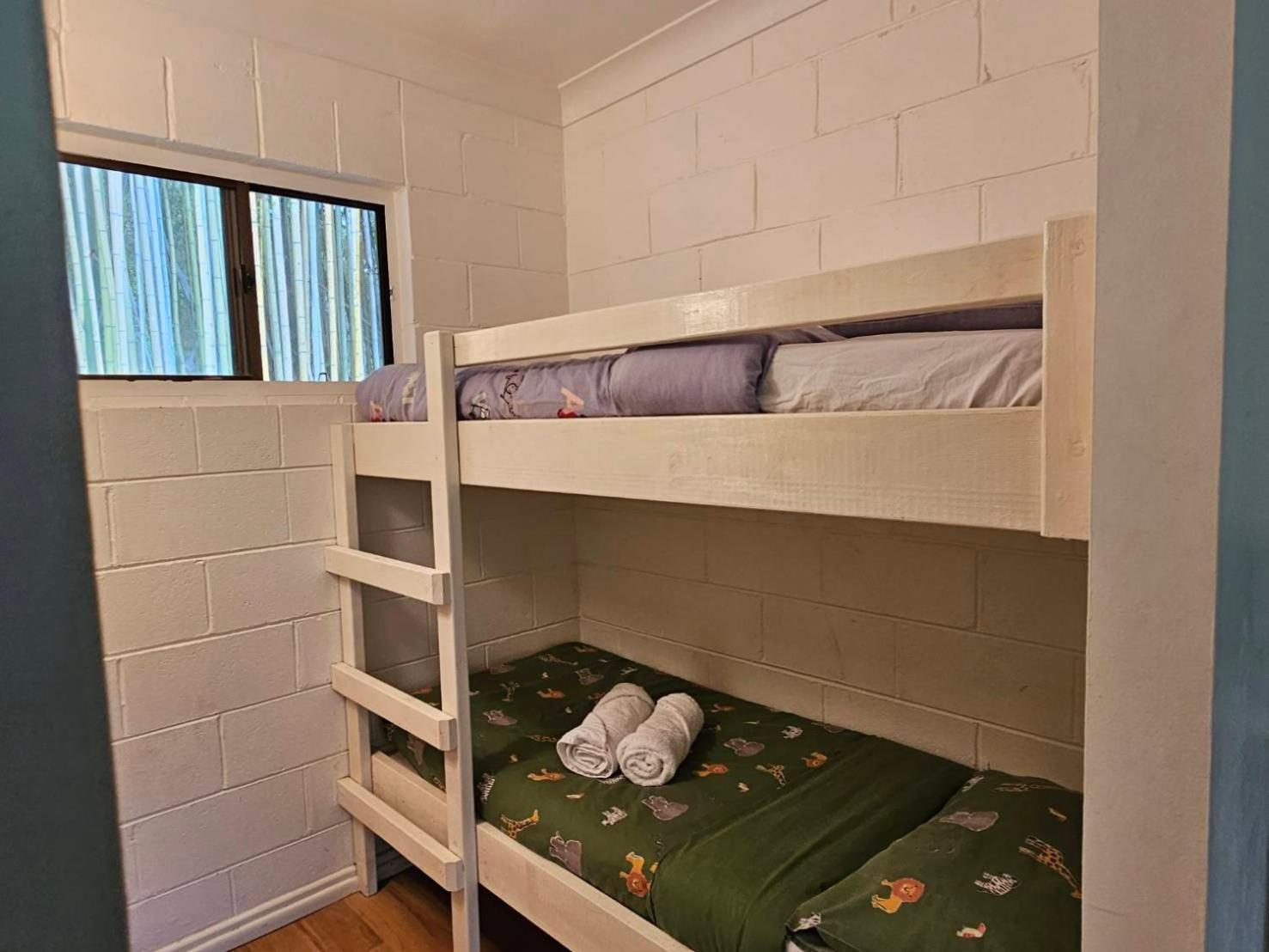Motel The Bushranger Hideaway à Midginbil Extérieur photo